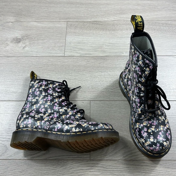 Dr Martens Clemency 1460 Floral Leather Combat Boots - Picture 1 of 10